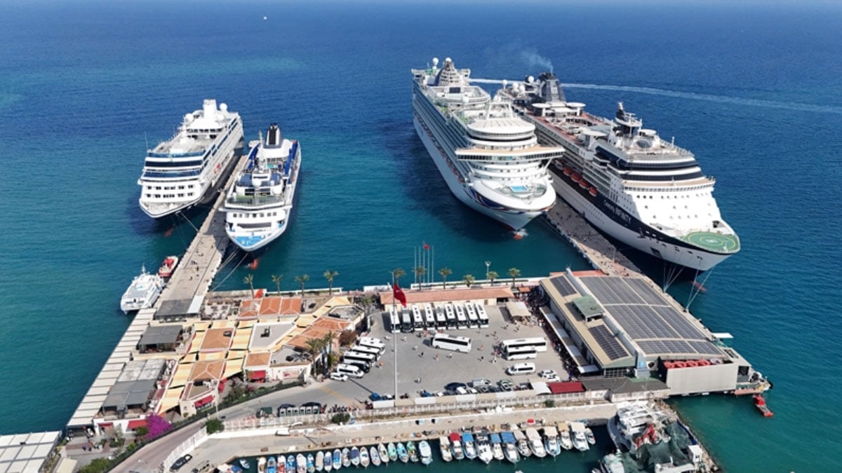 4 gemiyle birlikte geldiler dikkat ceken abd vatandasi detayi cCyAmGqZ