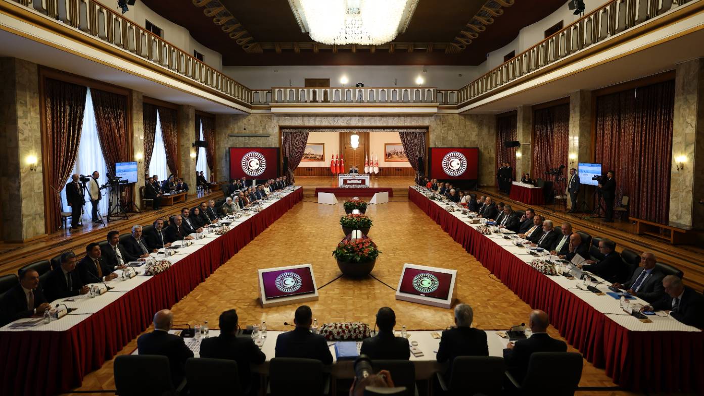 surec komiyonu kadin ve genclik platformlari ile ceza hukukcularini da dinleyecek HihRYkn2