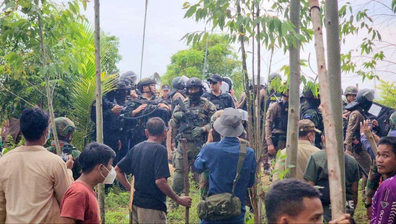 tayland kambocya sinirinda gerginlik artiyor tas ve sapanla saldirdilar PyHvfcxy