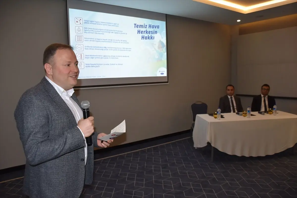 alarko carrier cizrede gunes enerjisi ile okul iklimlendirdi 5p2F1UR2