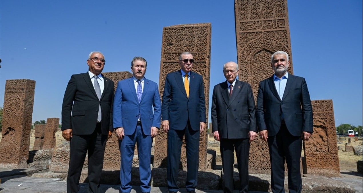 cumhur ittifakinin kucuk ortagindan meclisteki slogana ates puskurdu rLfvrMwH