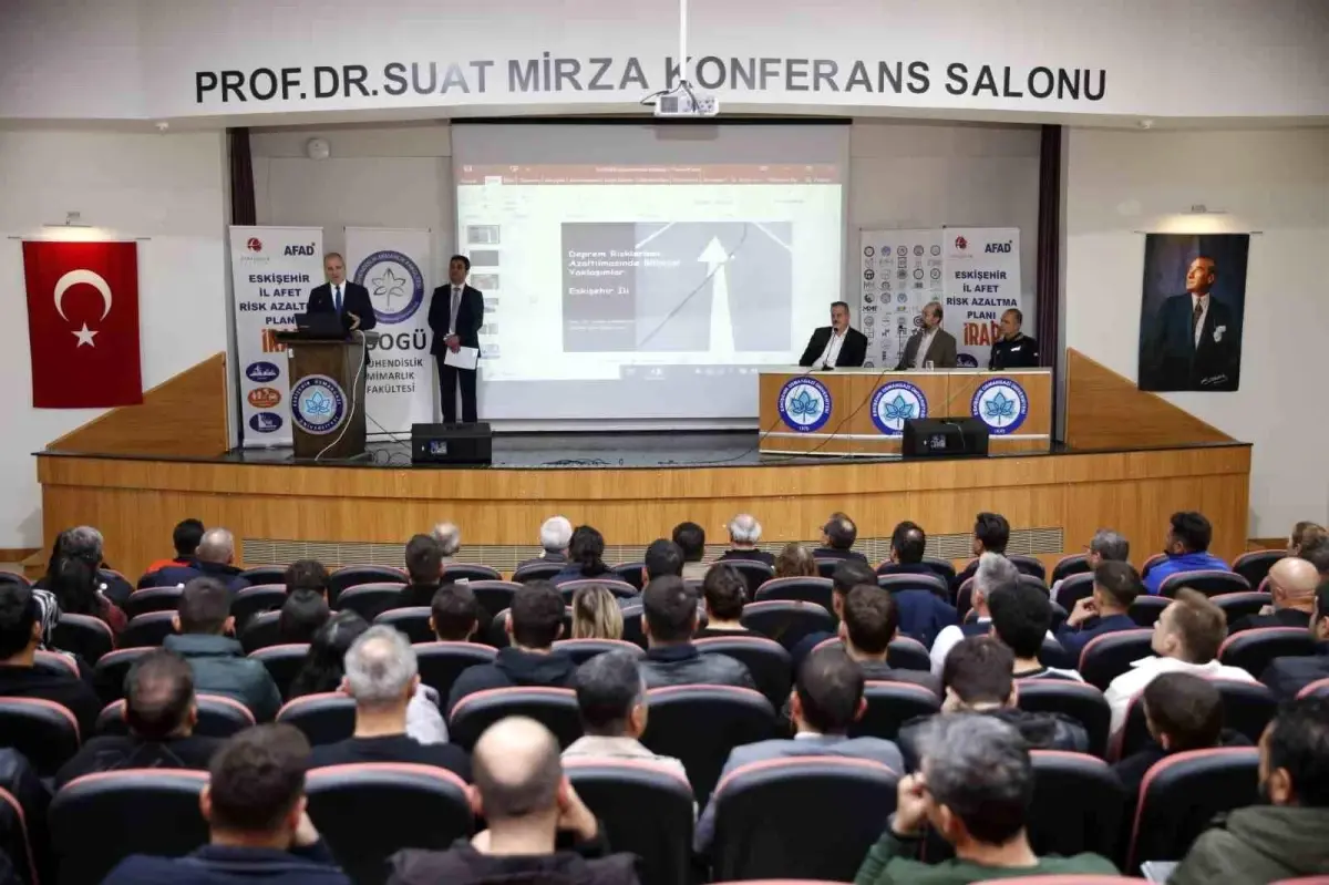 eskisehirde afet risklerinin azaltilmasi paneli gerceklestirildi dtmHZndk.jpg