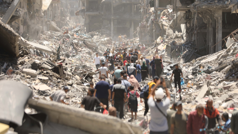 gazzedeki saglik bakanligi israilin teslim ettigi cenazelerin bas ve gogus bolgesinde kursun izleri vardi ArKeAgJt.jpg