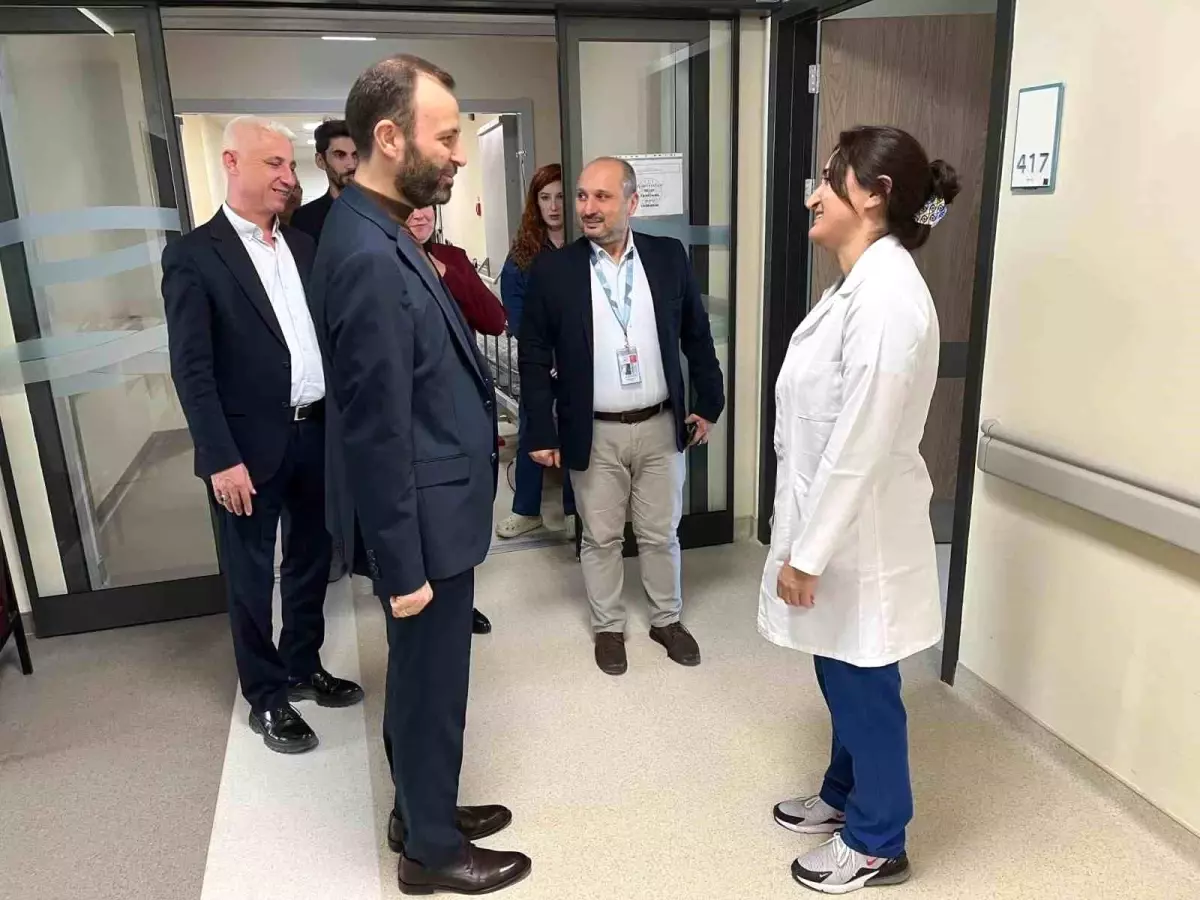 ismail caglar bayirci kutahya sehir hastanesini ziyaret etti 9AIR9Trs.jpg