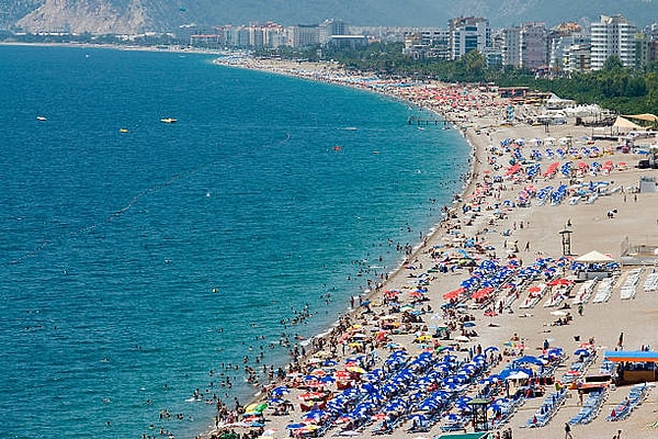 ** 2026 Yazında Antalya’nın En İyi Plajları ve Özellikleri